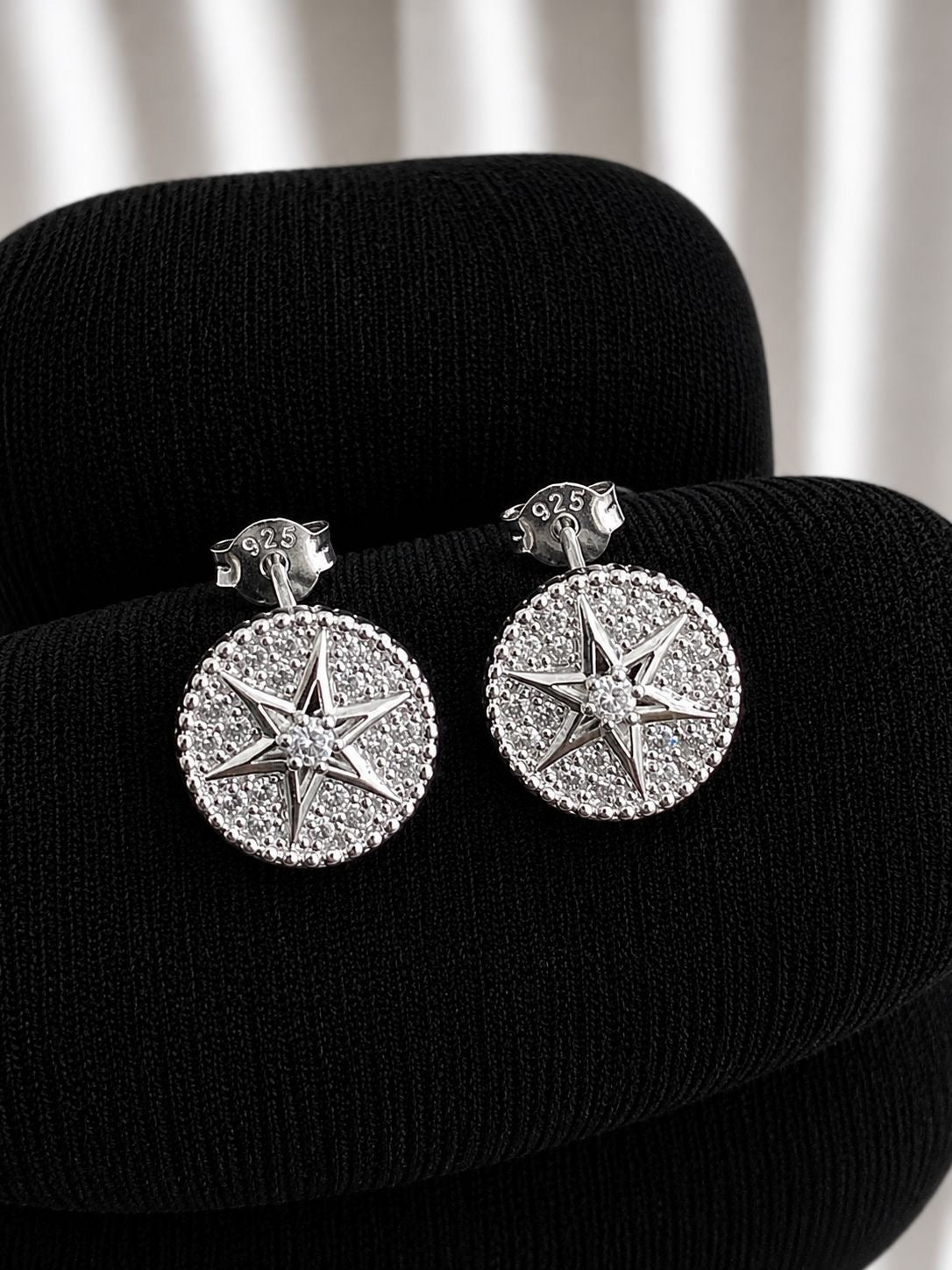 Aros estrella con circones
