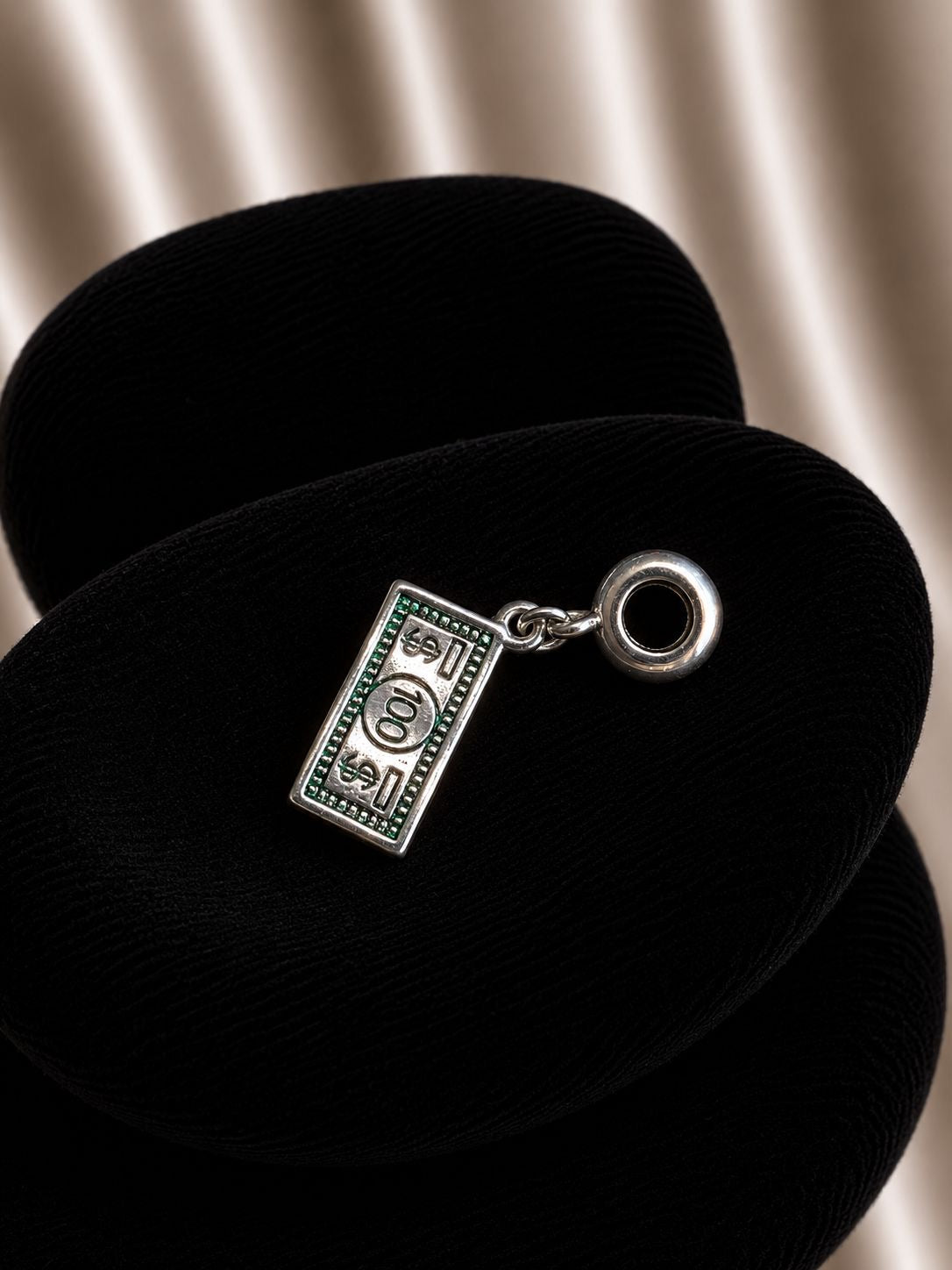 Charm exclusivo billete de 100