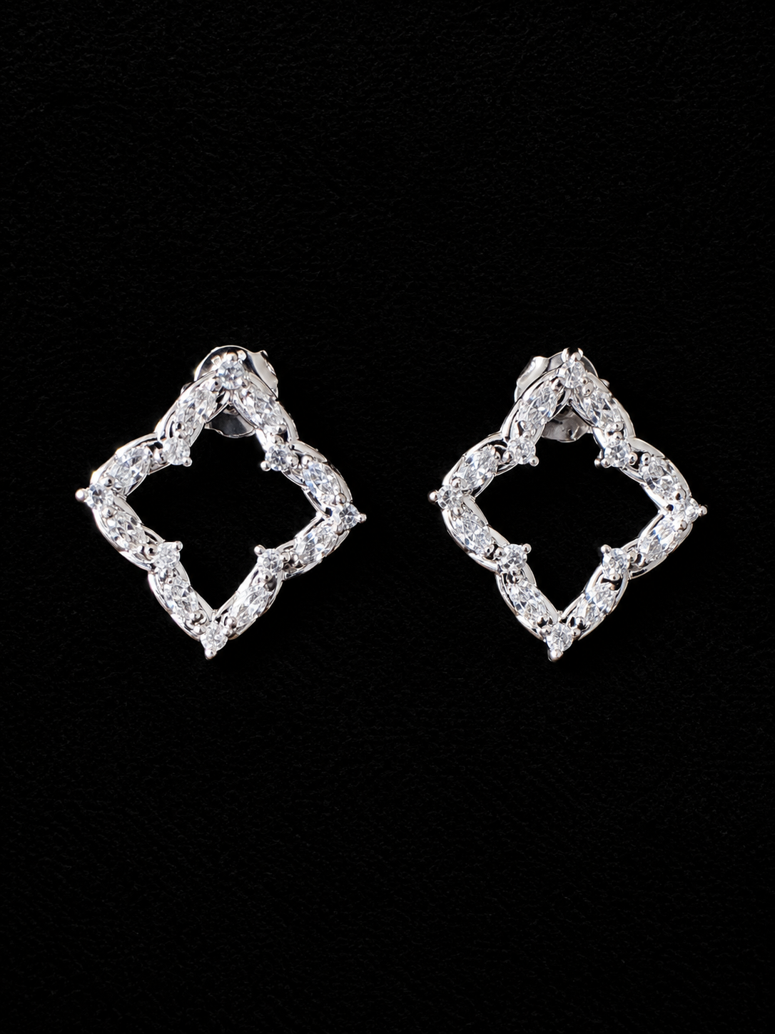 Aros estrellado con circones