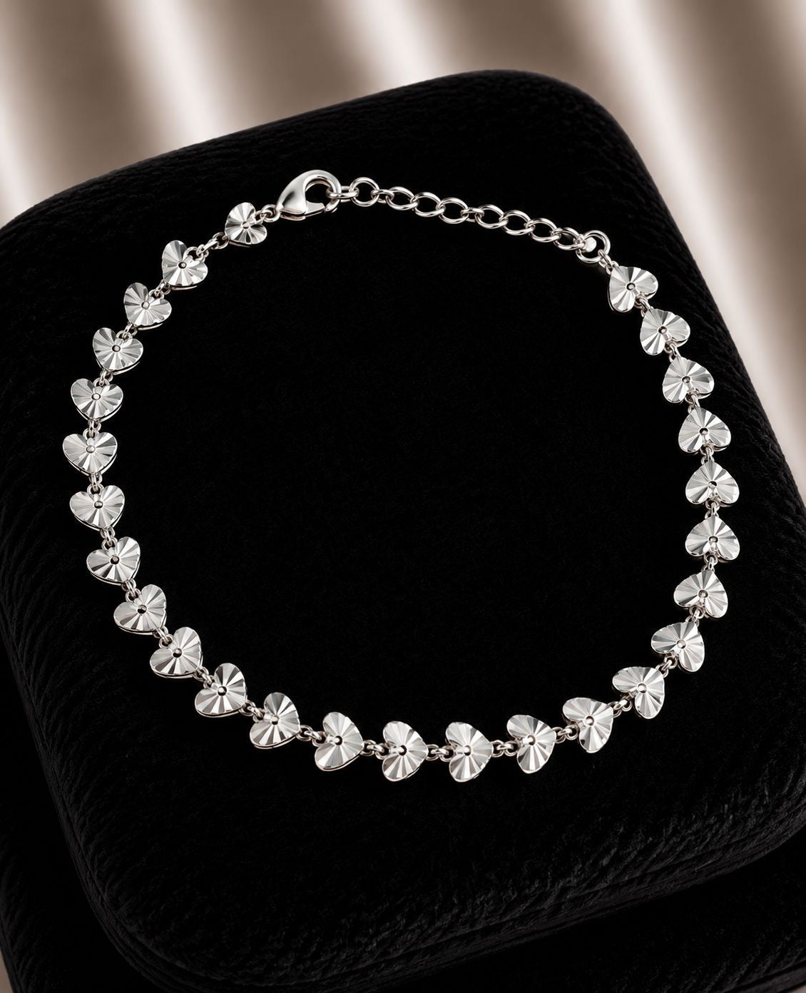 Pulsera corazones facetiados