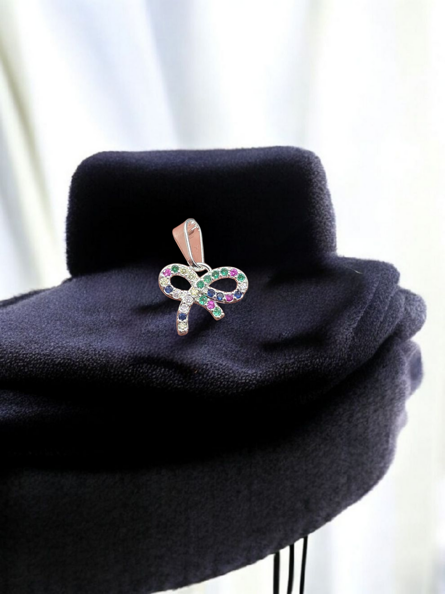 Colgante cinta circones