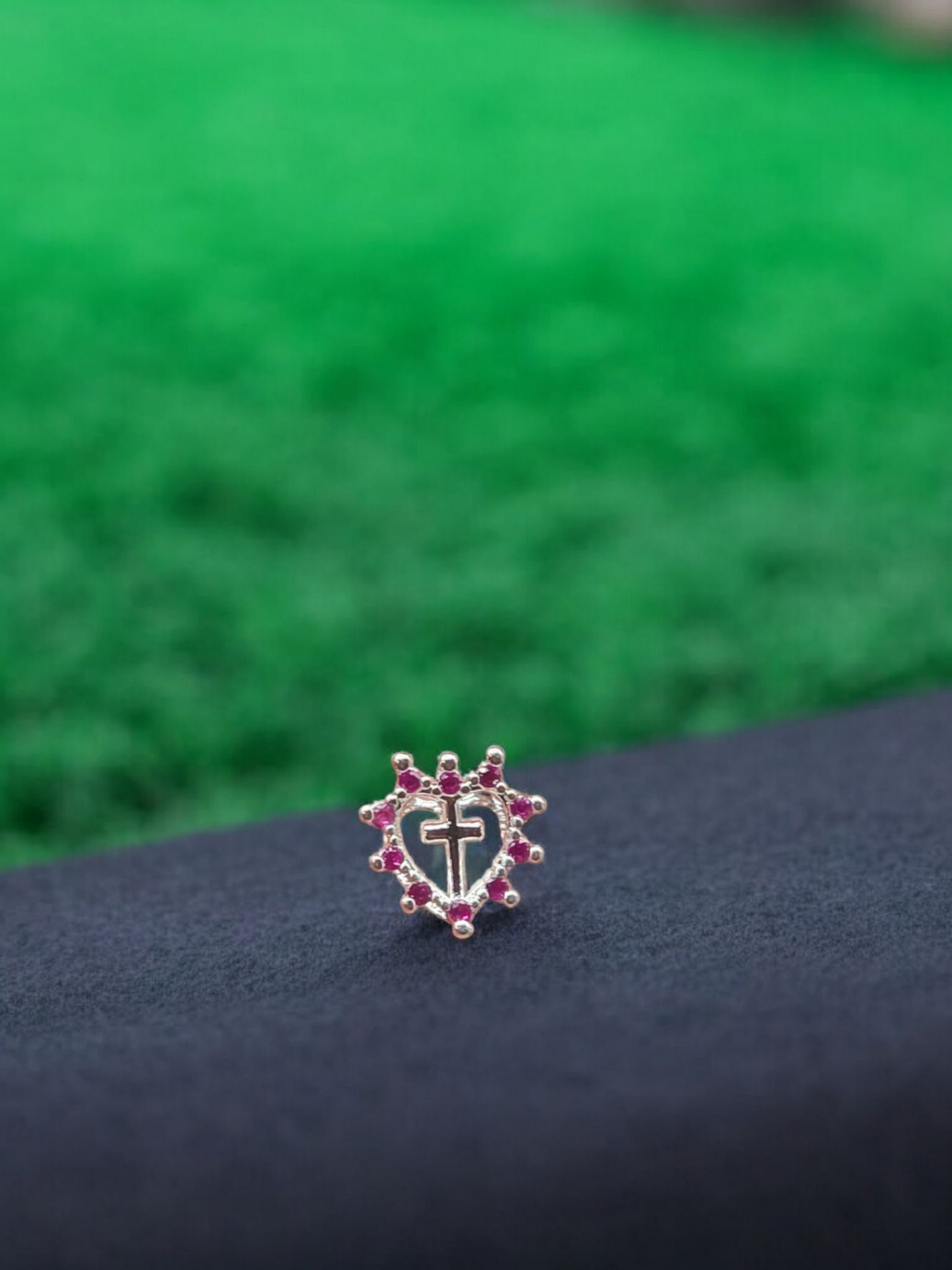 Colgante cruz con circones