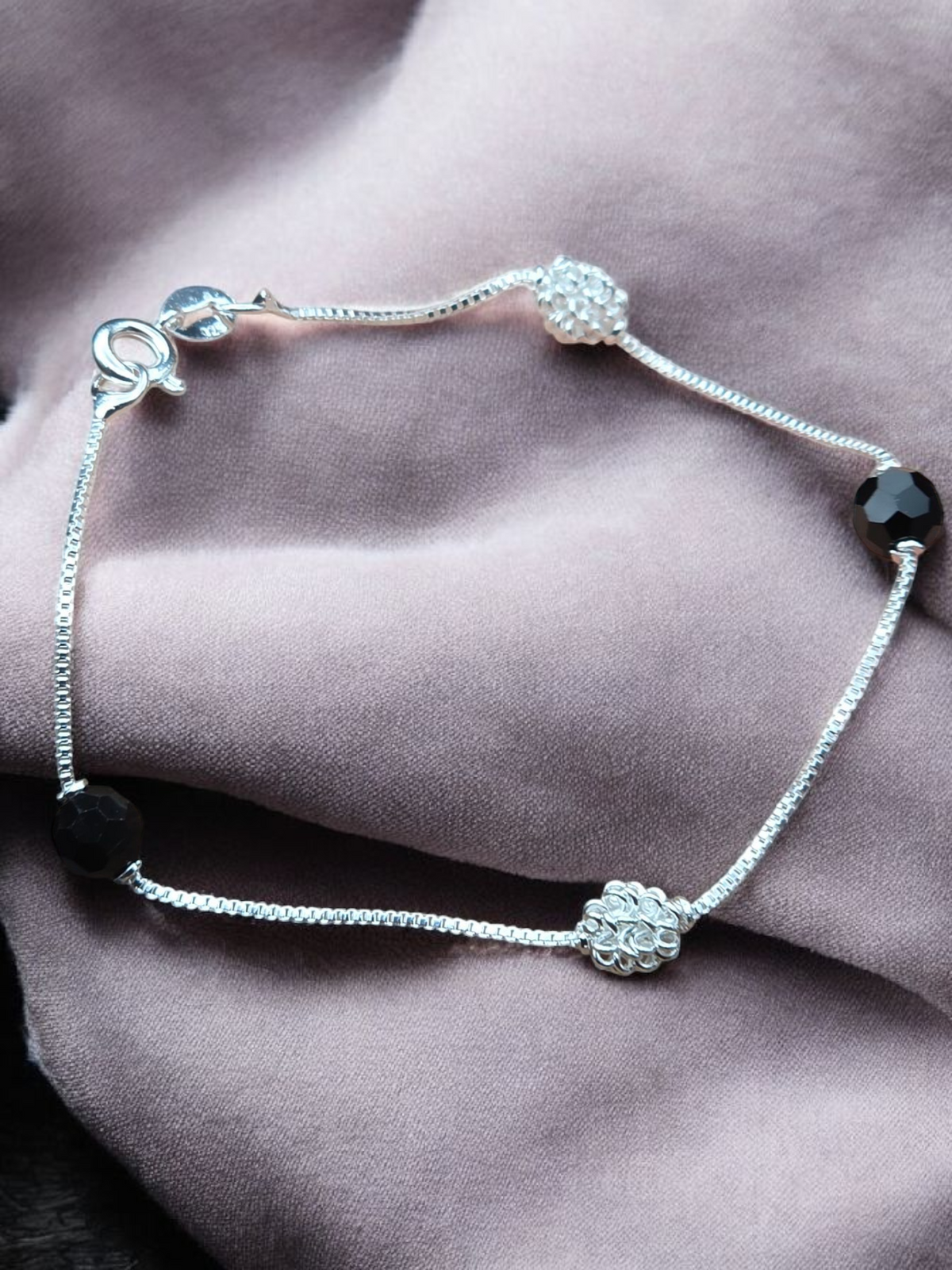 Pulsera veneciana esferas negras