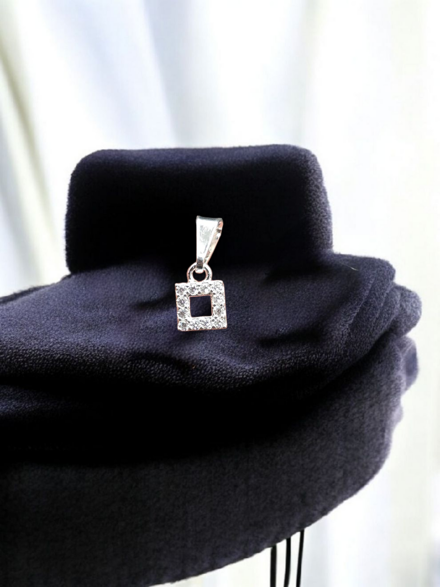 Colgante cuadrado circones