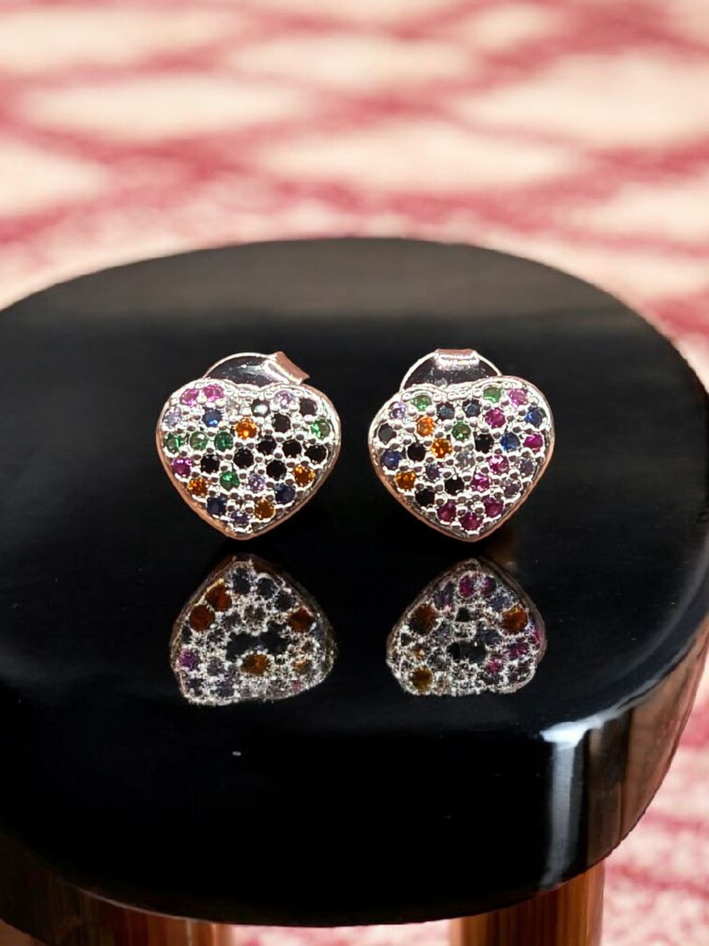 Aros corazón circones de color