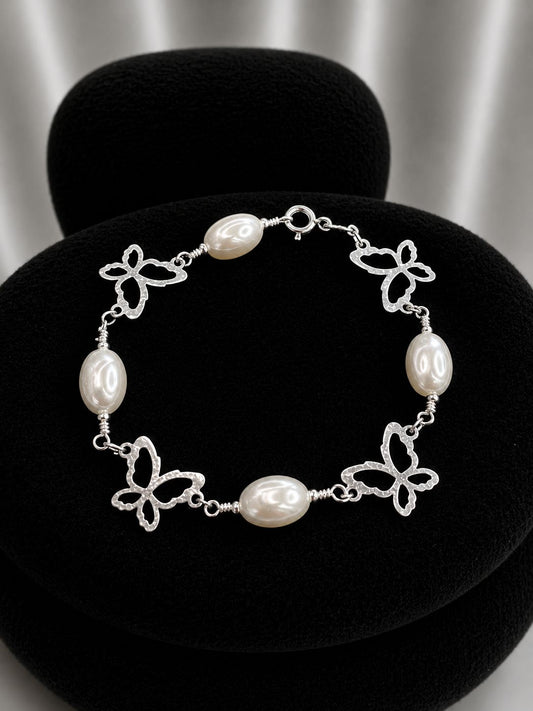 Pulsera mariposa con perla