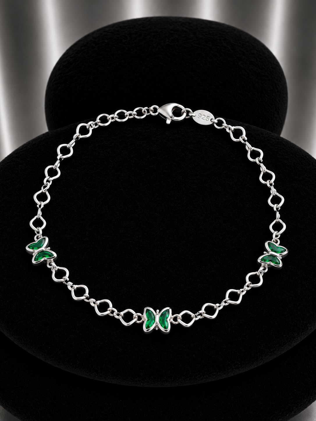 Pulsera triple mariposa verde