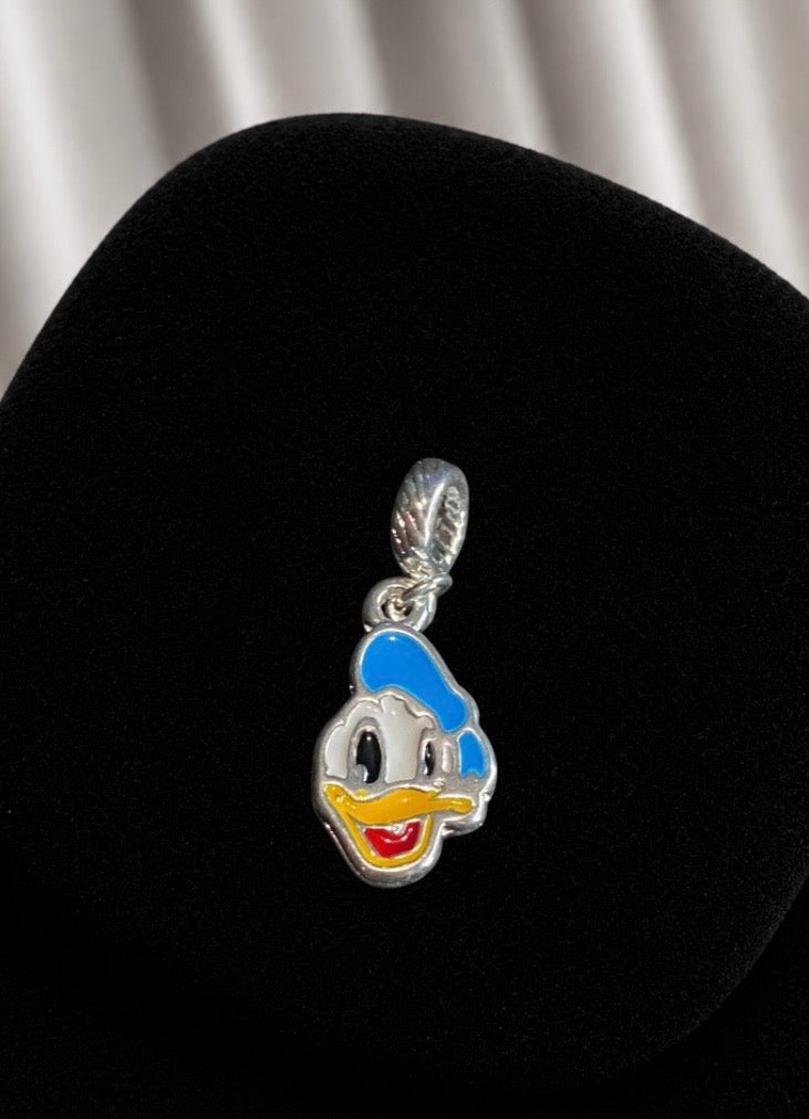 Charm exclusivo donald