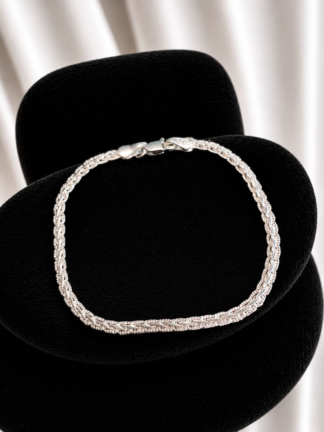 Pulsera trenzada