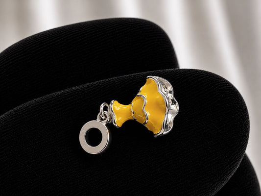 Charm exclusivo vestido amarillo