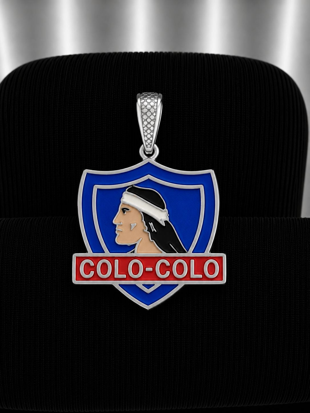 Medalla colo-colo con resina grande