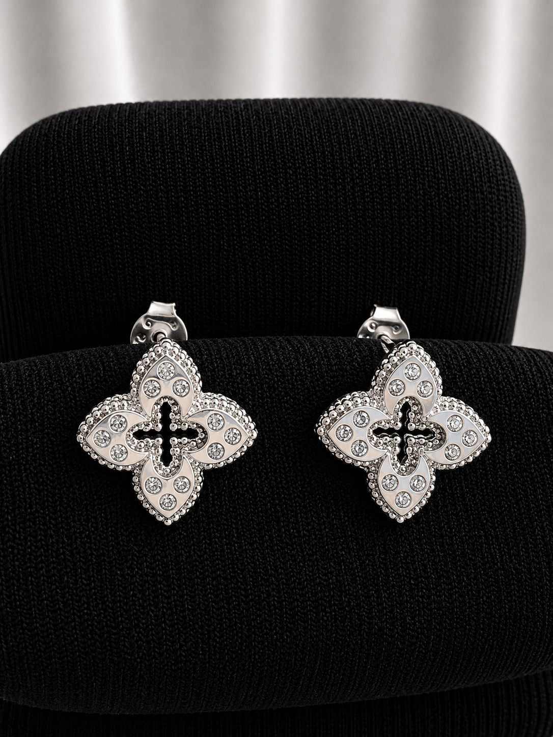 Aros princesa veneciana con circones