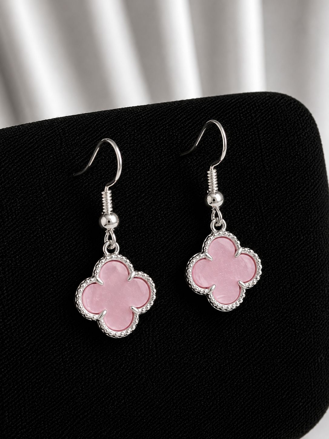 Aros colgante vancleef rosa
