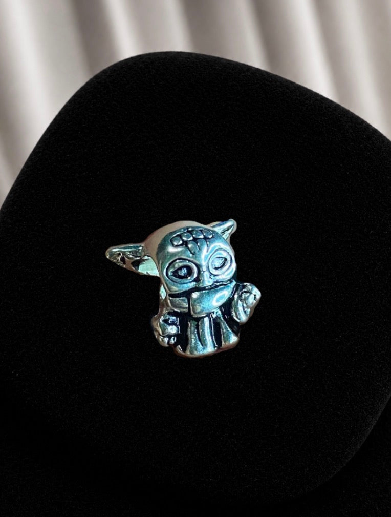 Charm exclusivo yoda