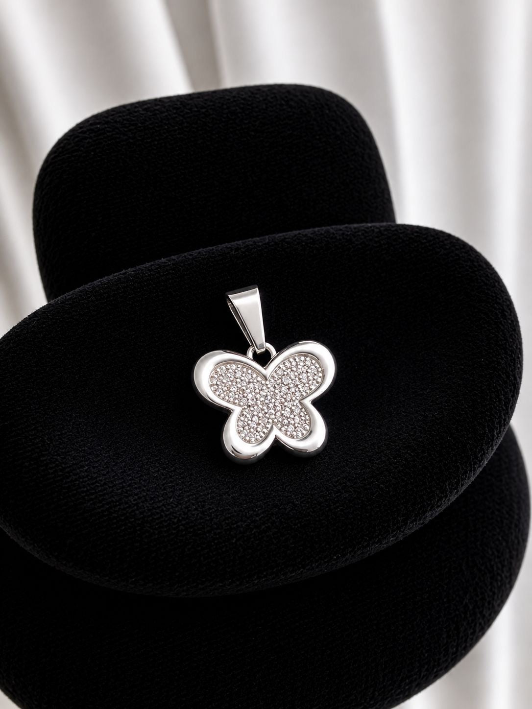 Medalla mariposa con circones