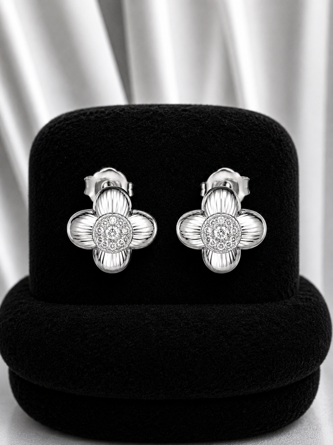 Aros Floral Con Zircones