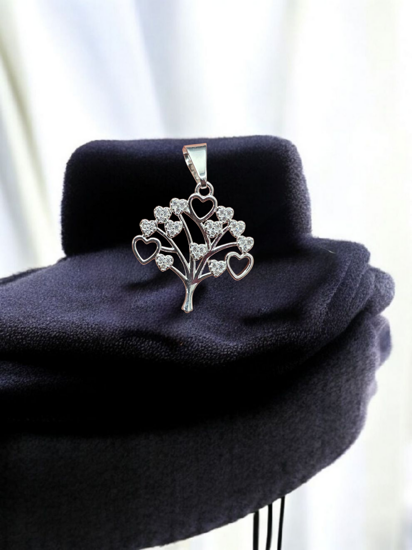 Colgante árbol de corazones