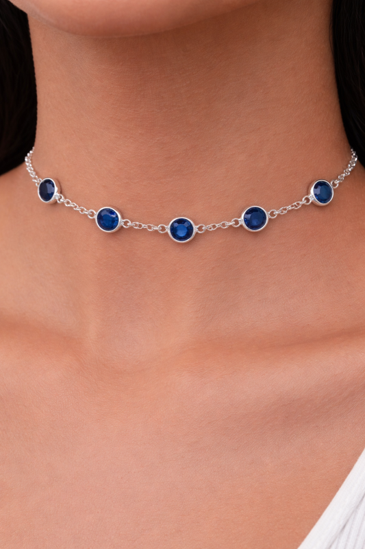 Cadena choker azul profundo