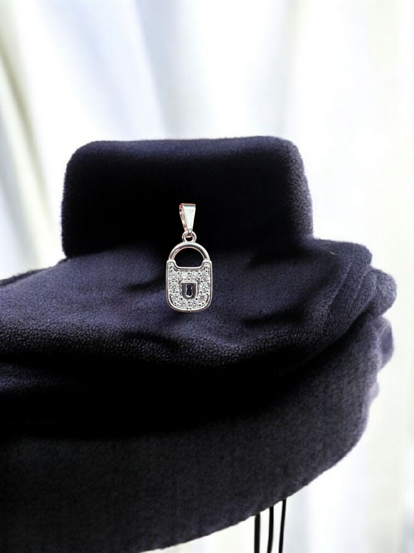 Colgante candado circones